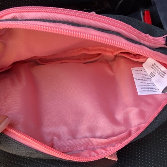 Champion | Forever Champ Signal Fanny Pack Bag - Picture 4 of 7